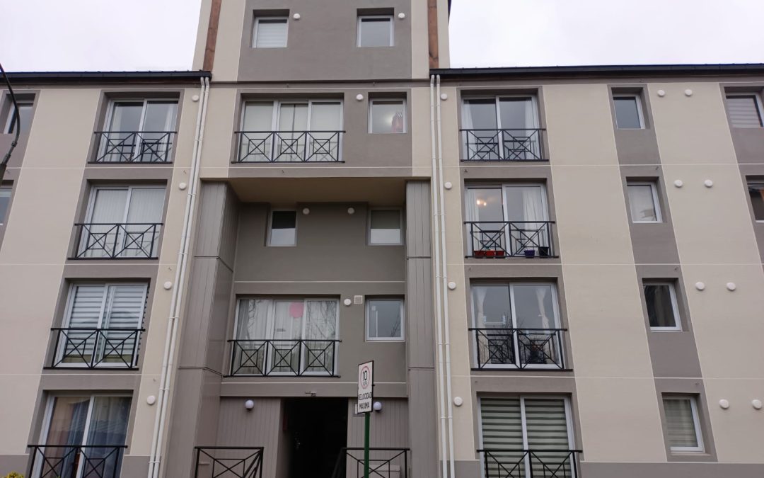 Fabricación e Instalación Ventana en Condominio